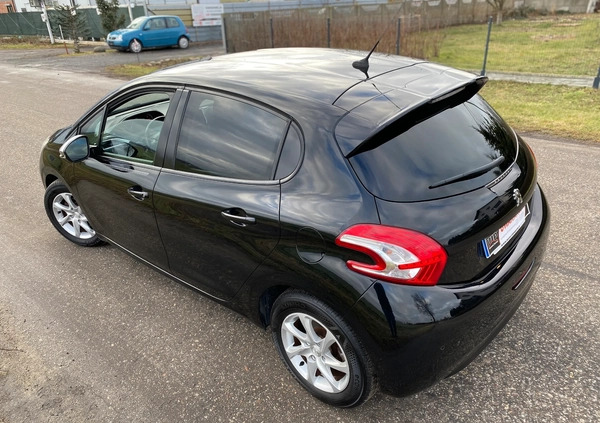 Peugeot 208 cena 26890 przebieg: 148463, rok produkcji 2014 z Strzyżów małe 781